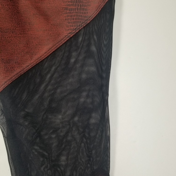 Onzie Sz M/L Snake Print Faux Leather Leggings - Picture 3 of 7